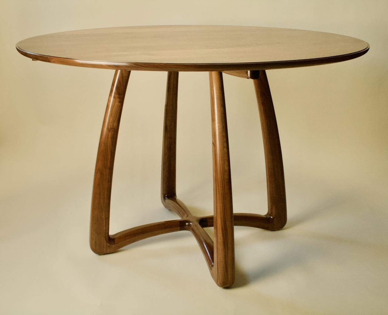 Mid-Century Modern Round Walnut Dining Table For Sale