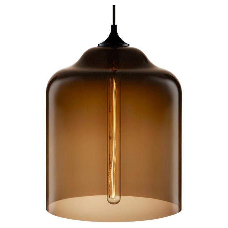 Lampe à suspension moderne en verre soufflé à la bouche en forme de cloche de chocolat, fabriquée aux États-Unis