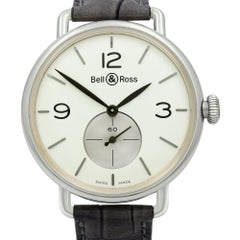 Bell & Ross Argentium: Handgeflügelte Herrenuhr mit Opal Zifferblatt BRWW1-ME-AG-OP/SCR
