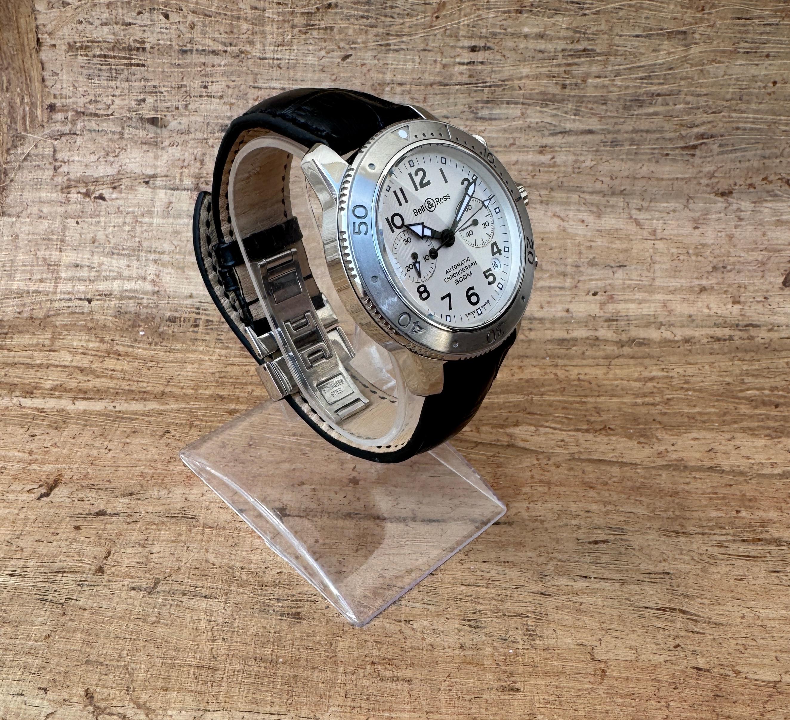  Description
Brand : Bell & Ross

Model: Diver 300M

Country Of Manufacture: Switzerland

Movement: Automatic

Case Material: Steel

Measurements : 41mm (excluding crown )

Band Type : Aftermarket Leather With Original Marked Buckle

Band Condition