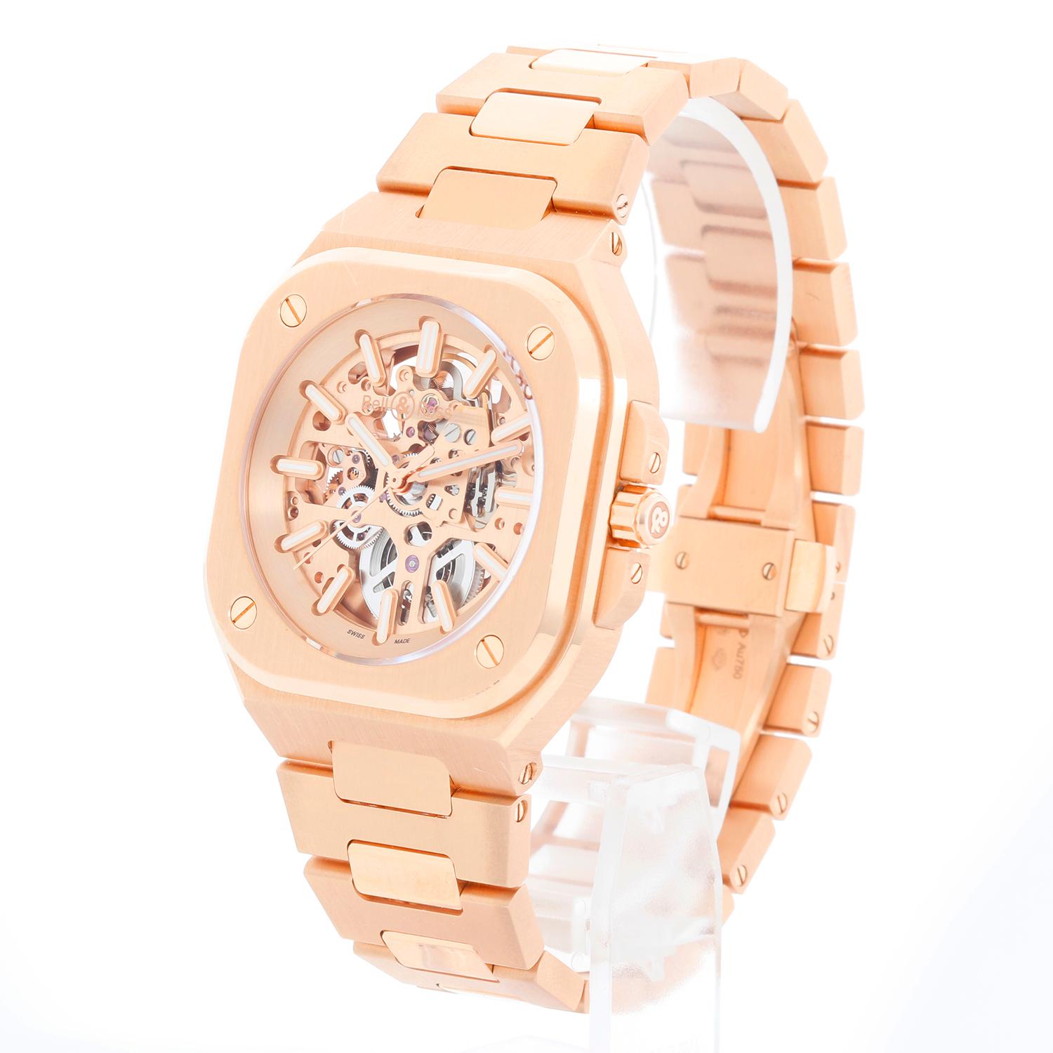Bell & Ross Urban BR 05 Skeleton Orologio da Uomo BR05A-PG-SK-PG/SPG - Carica automatica. Oro rosa 18 carati lucido e satinato (40 mm). Quadrante scheletrato con indici luminosi. Bracciale pesante Bell & Ross in oro rosa 18 carati con chiusura