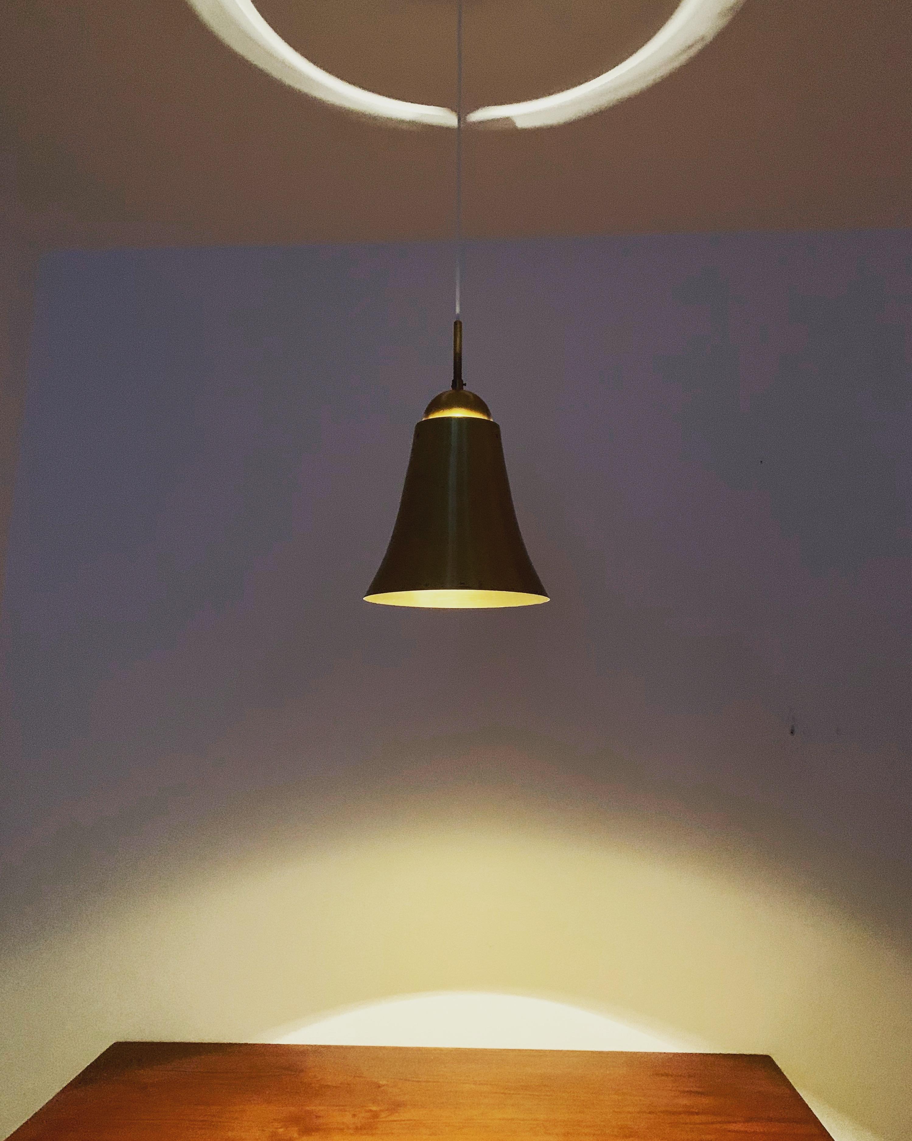 Bell shaped brass pendant lamp For Sale 1
