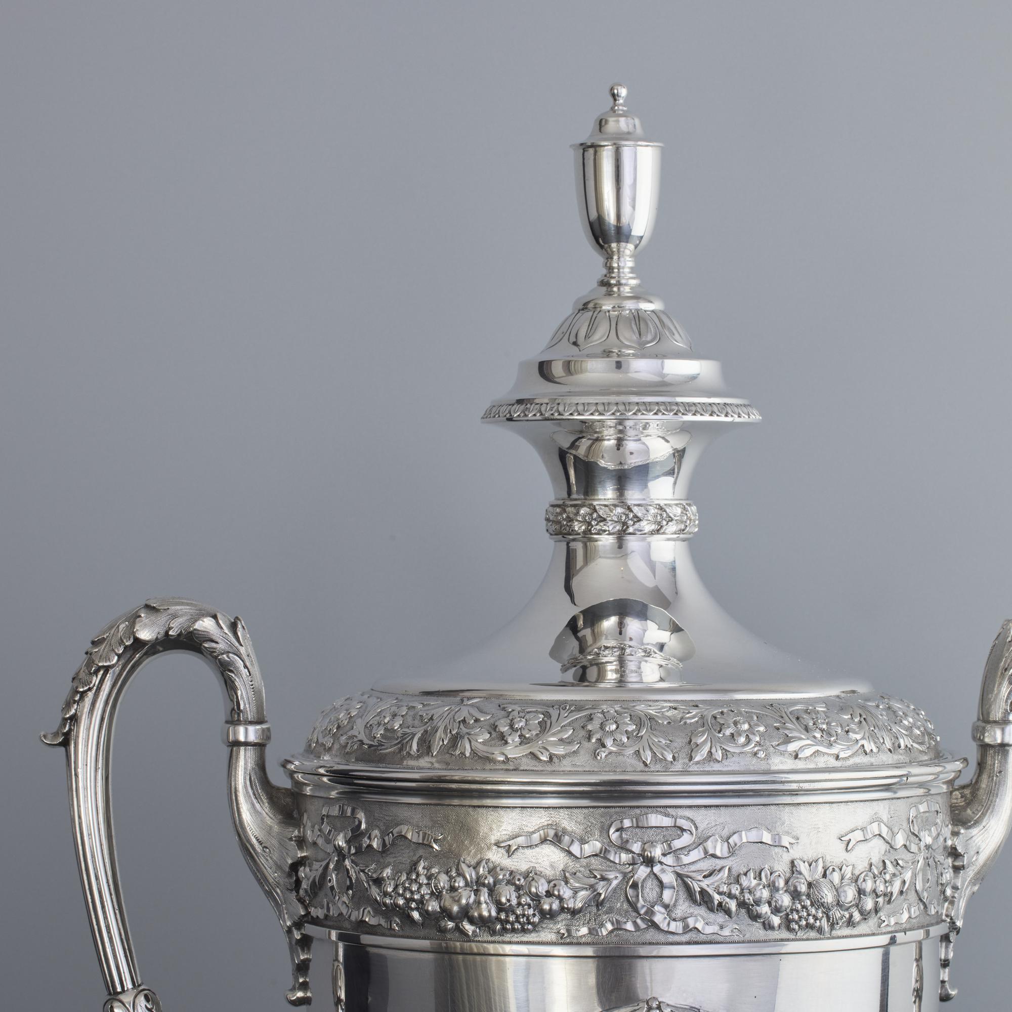 Large two-handled antique silver trophy cup & cover For Sale 4