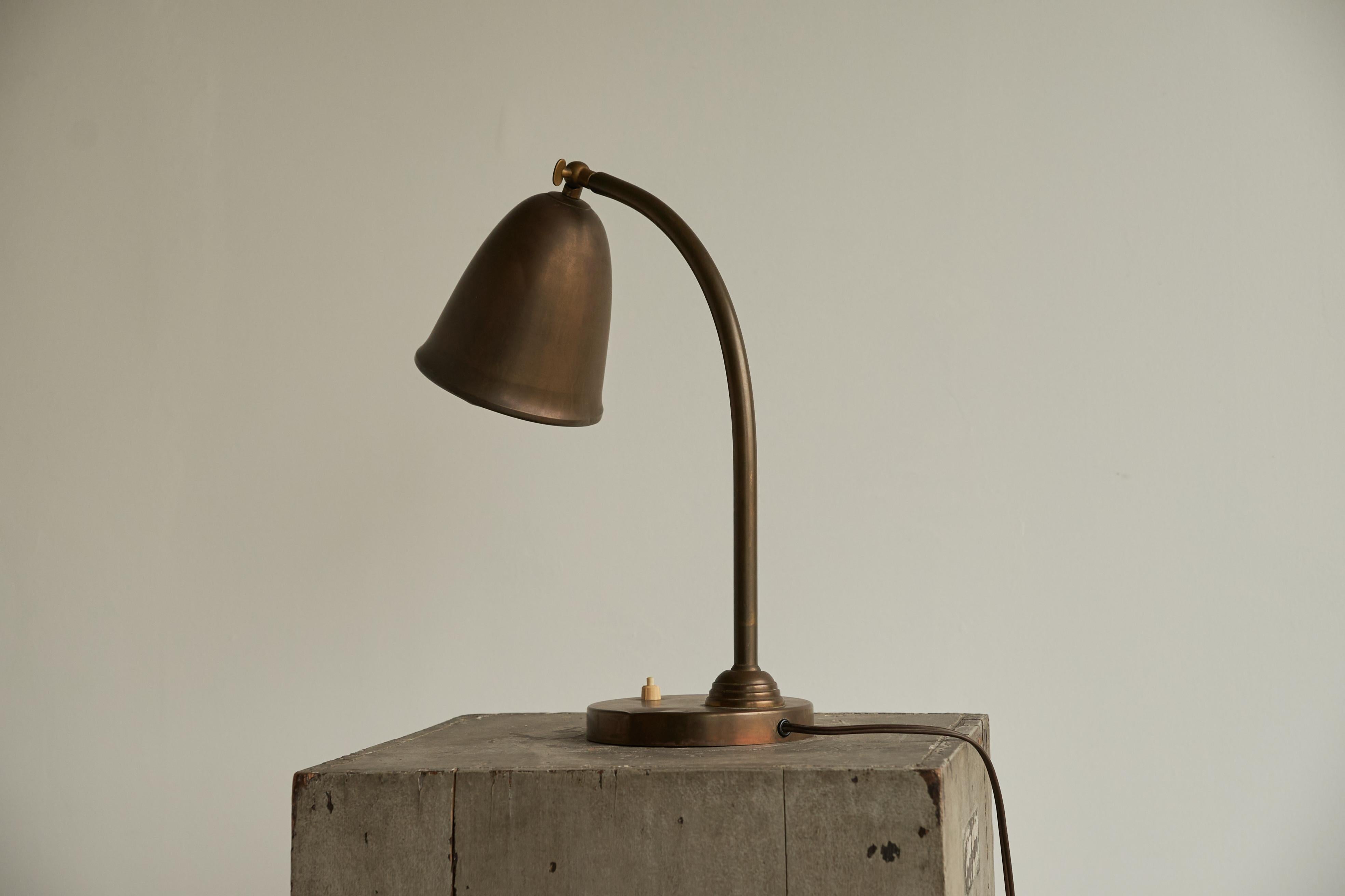 Bell Shaped Table Lamp in Patinated Brass The Netherlands 1930s For Sale 3