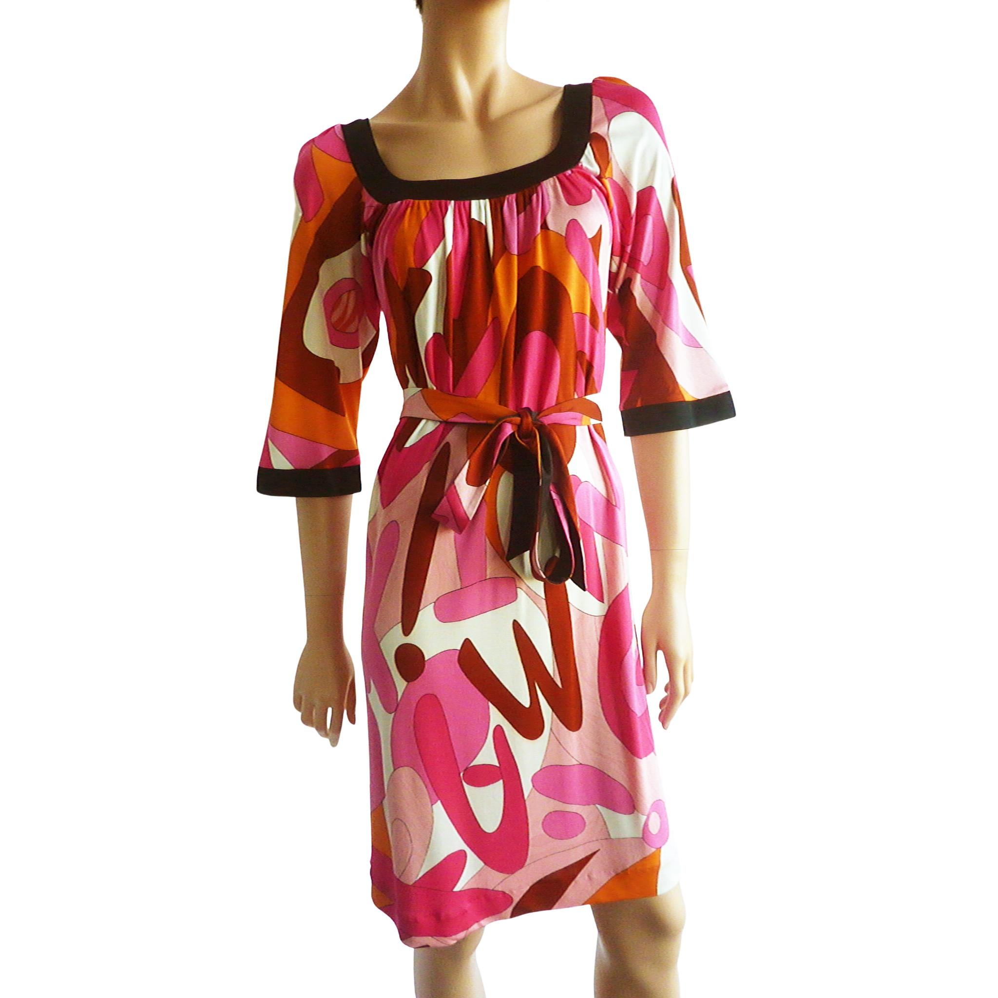 Bell sleeve Pink Orange Alphabet Shift Dress Flora Kung NWT In New Condition For Sale In Boston, MA