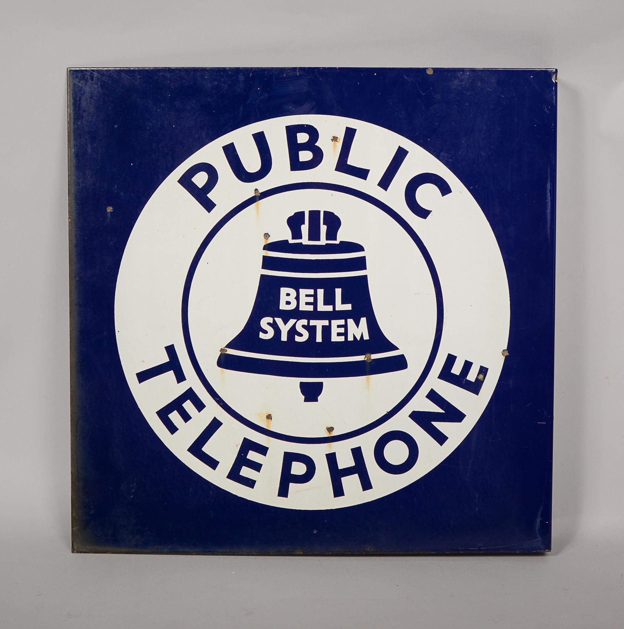 Letrero de porcelana con pestaña de doble cara Bell System Telephone siglo XX en venta