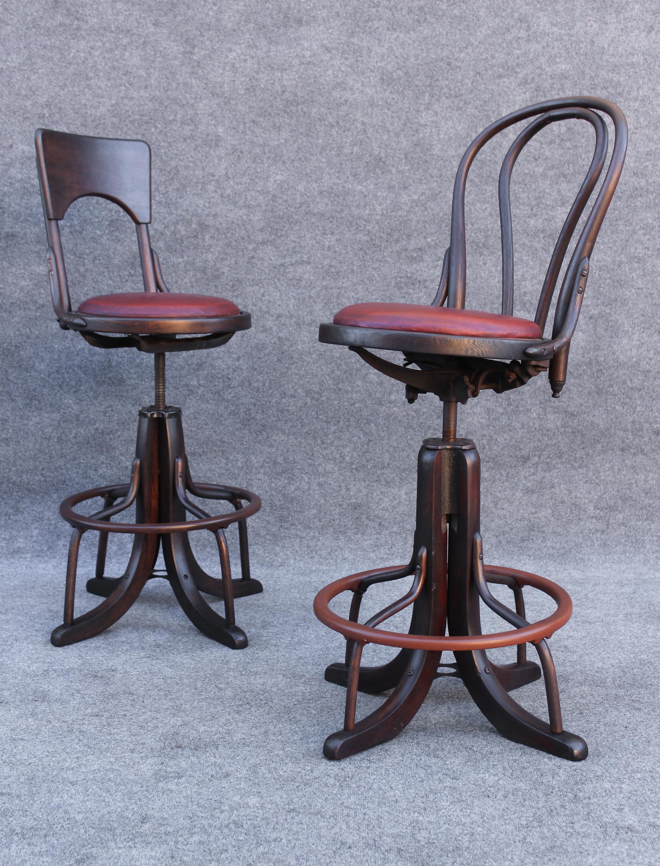 Mid-Century Modern Bell System Thonet Attr. 1900s Counter Drafting Swivel Adjustable Pair Stools For Sale