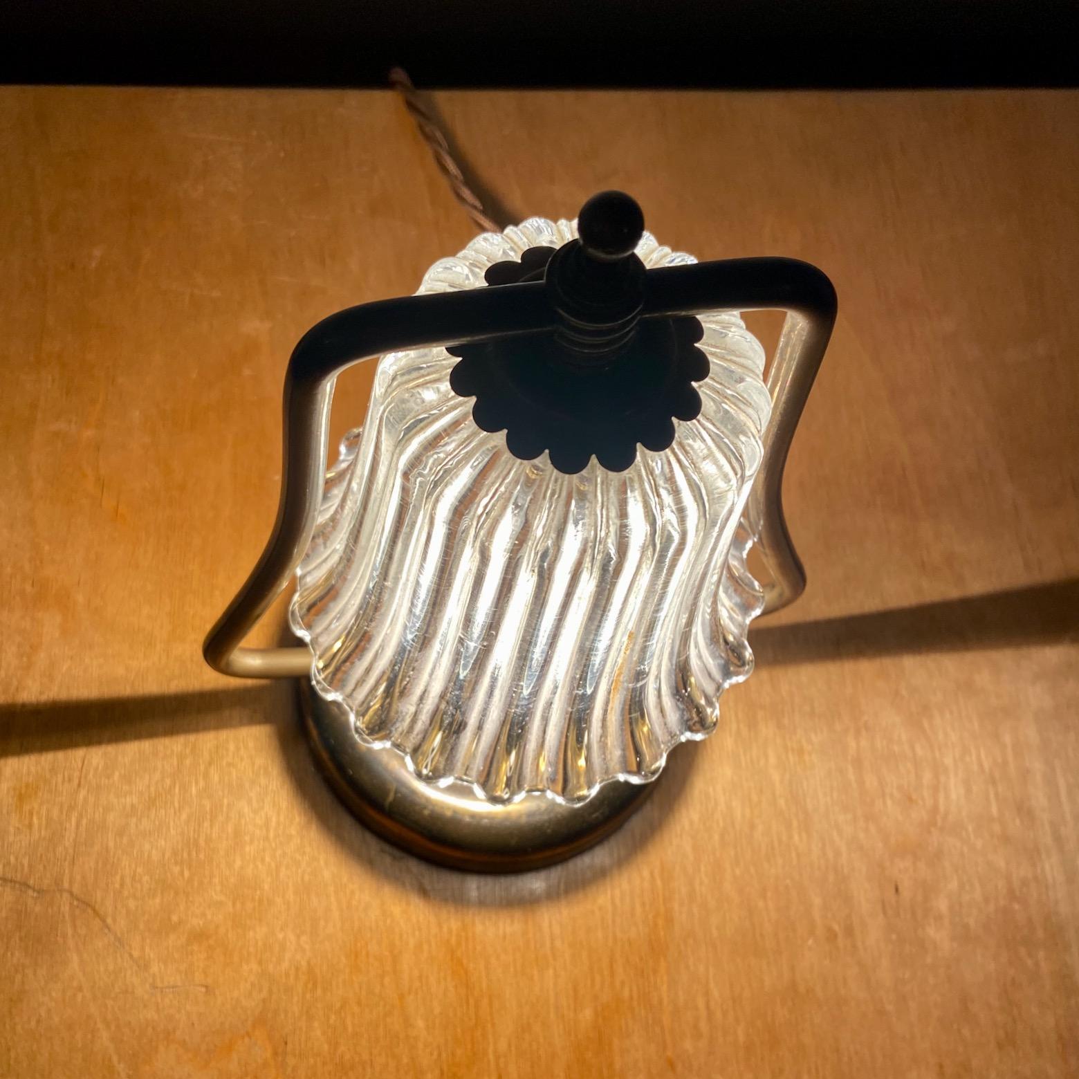Bell table lamp, brass and Murano glass, Barovier, Italy, 1940's. Lovely original patina.