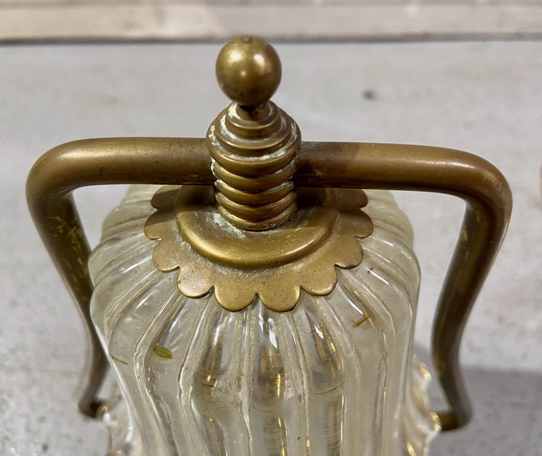 Italian Bell table lamp, brass and Murano glass, Barovier, Italy, 1940's For Sale