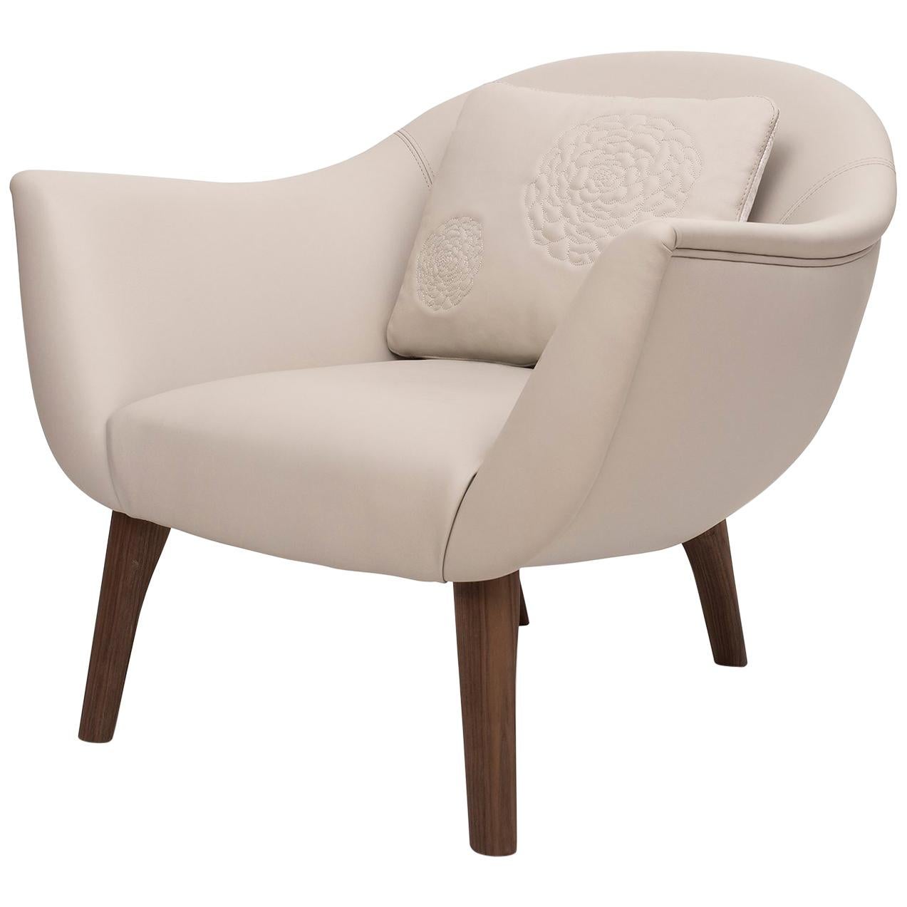 21st Century "Bella" Sand-Beige Leather and Walnut Wood Rest Chair  For Sale