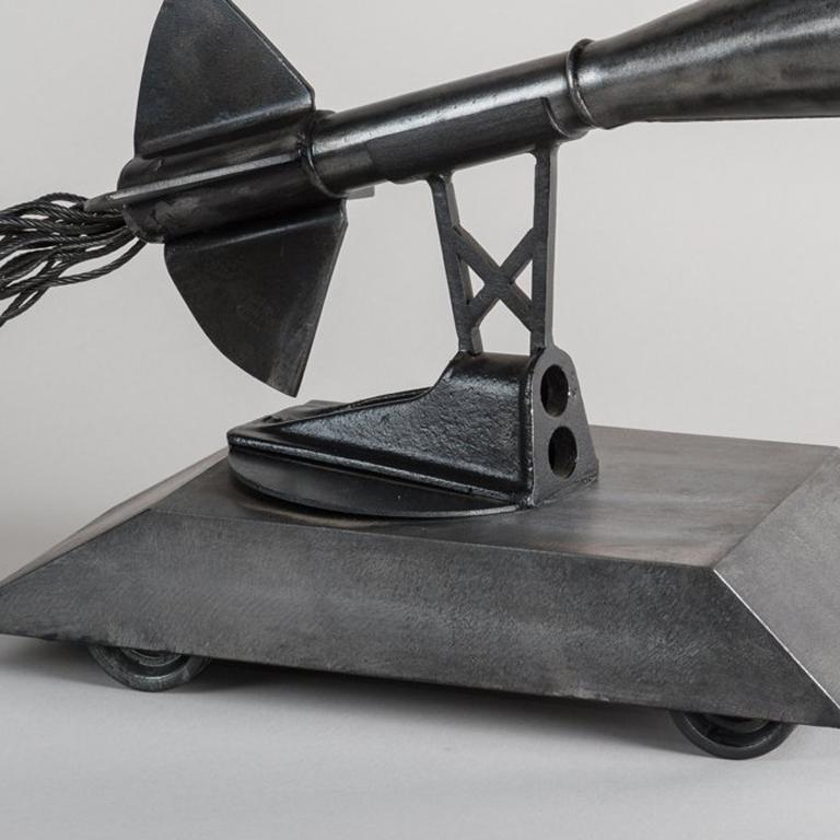 Sac à main Missile 5 - Gris Abstract Sculpture par Bella Feldman