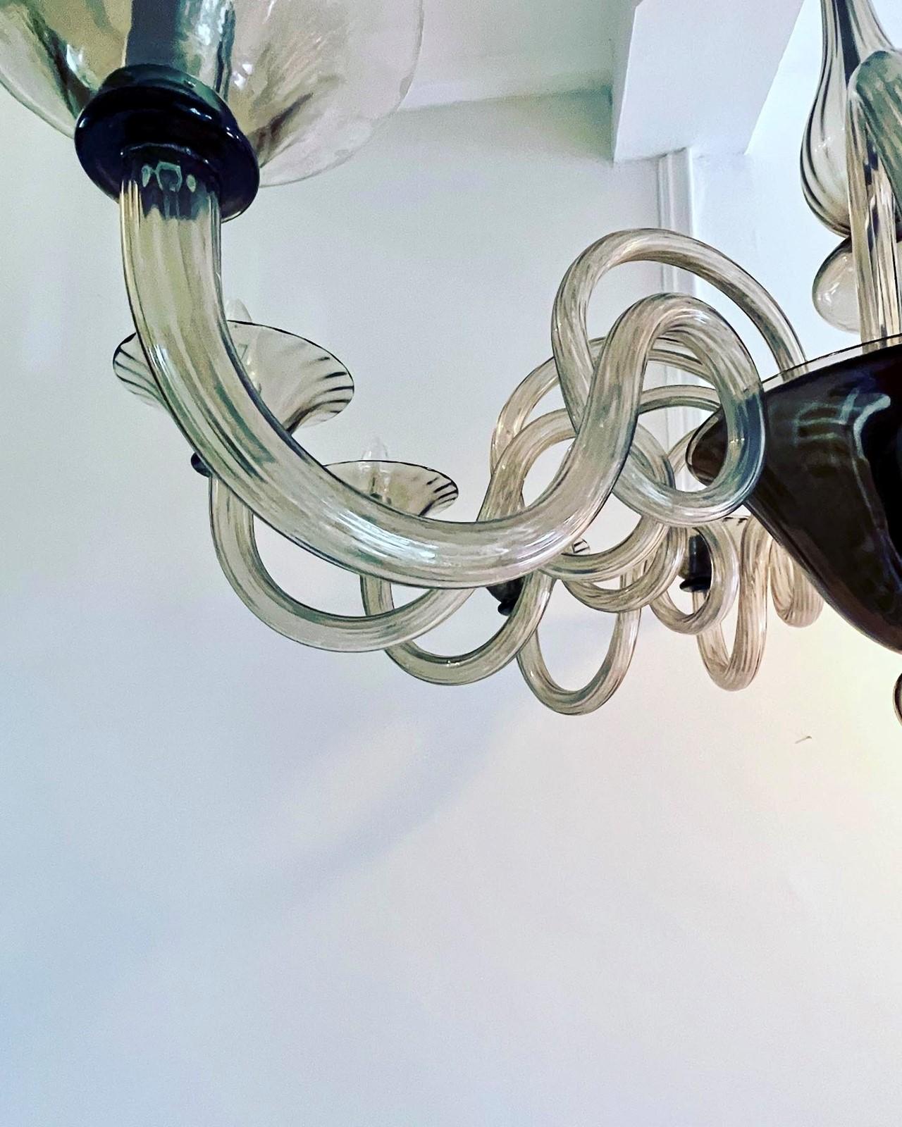 Bella Figura Italian Murano Smoked Glass Chandelier In Good Condition In London, GB