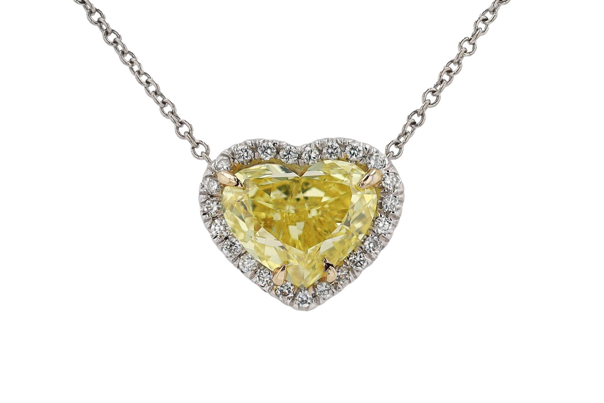 Bella Rosa Jewelers GIA Certified 2 Carat Vivid Yellow Diamond Heart Necklace For Sale