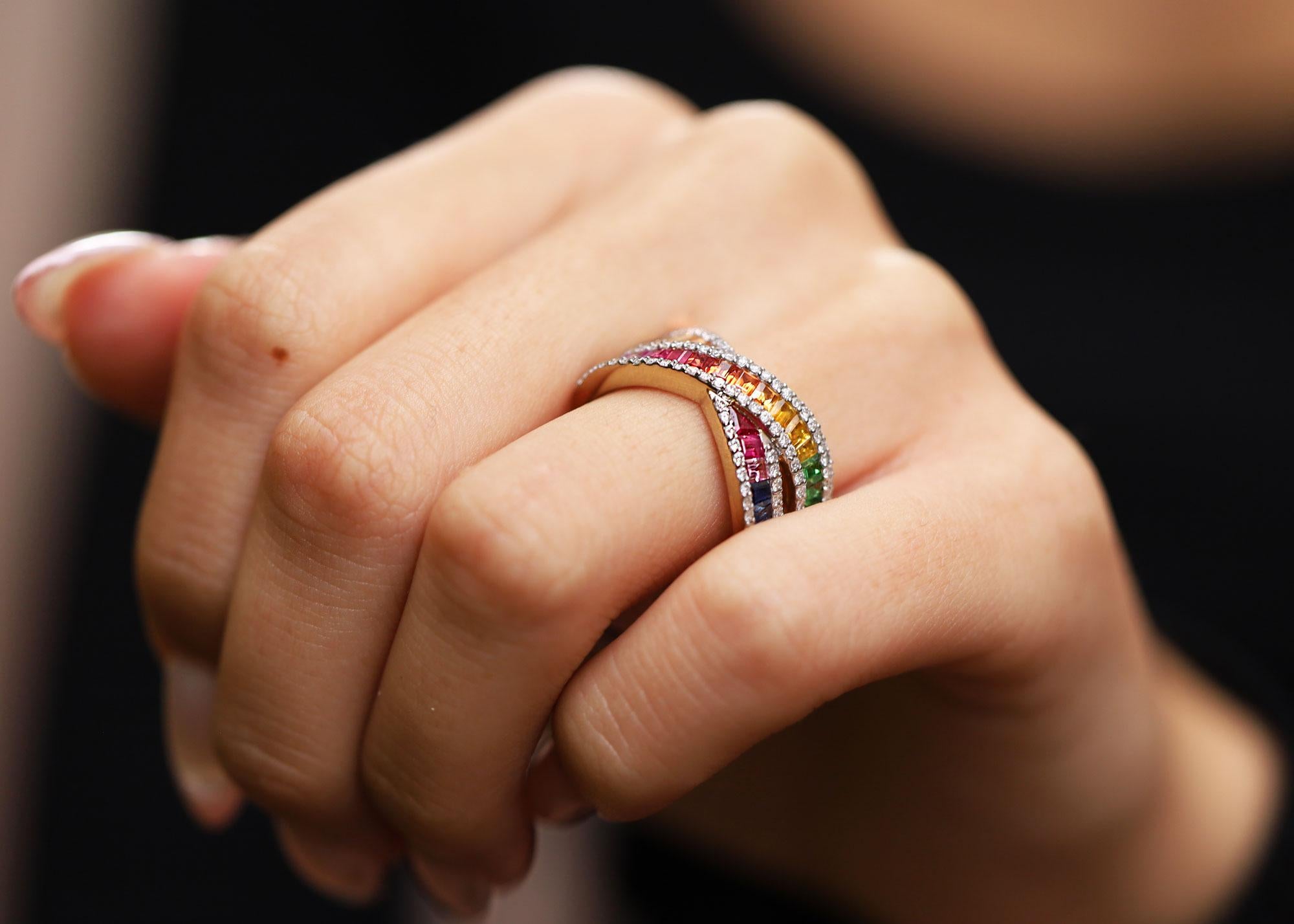 Bella Rosa Jewelers Multicolor Regenbogen Saphir Crossover breiter Ehering im Zustand „Neu“ im Angebot in Santa Barbara, CA