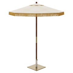 Bellagio Parasol - Elegant Design and Sturdy Construction for Outdoors