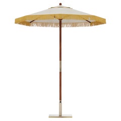 Bellagio Parasol - Elegant Design and Sturdy Construction for Outdoors