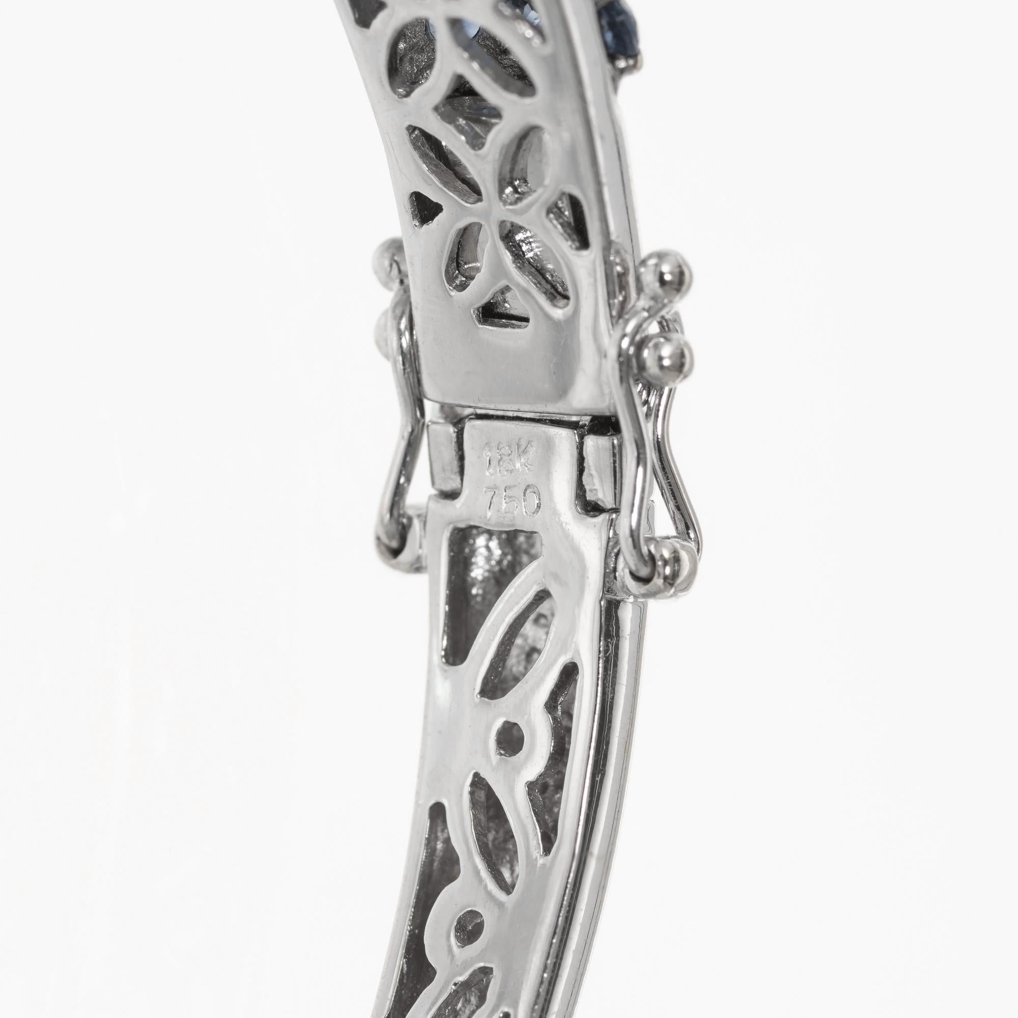 Round Cut Bellari 4.15 Carat Blue Sapphire Diamond White Gold Bangle Bracelet For Sale