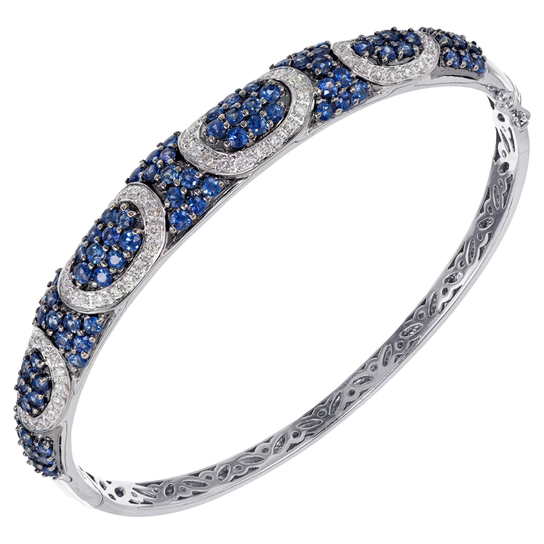 Bellari 4.15 Carat Blue Sapphire Diamond White Gold Bangle Bracelet For Sale