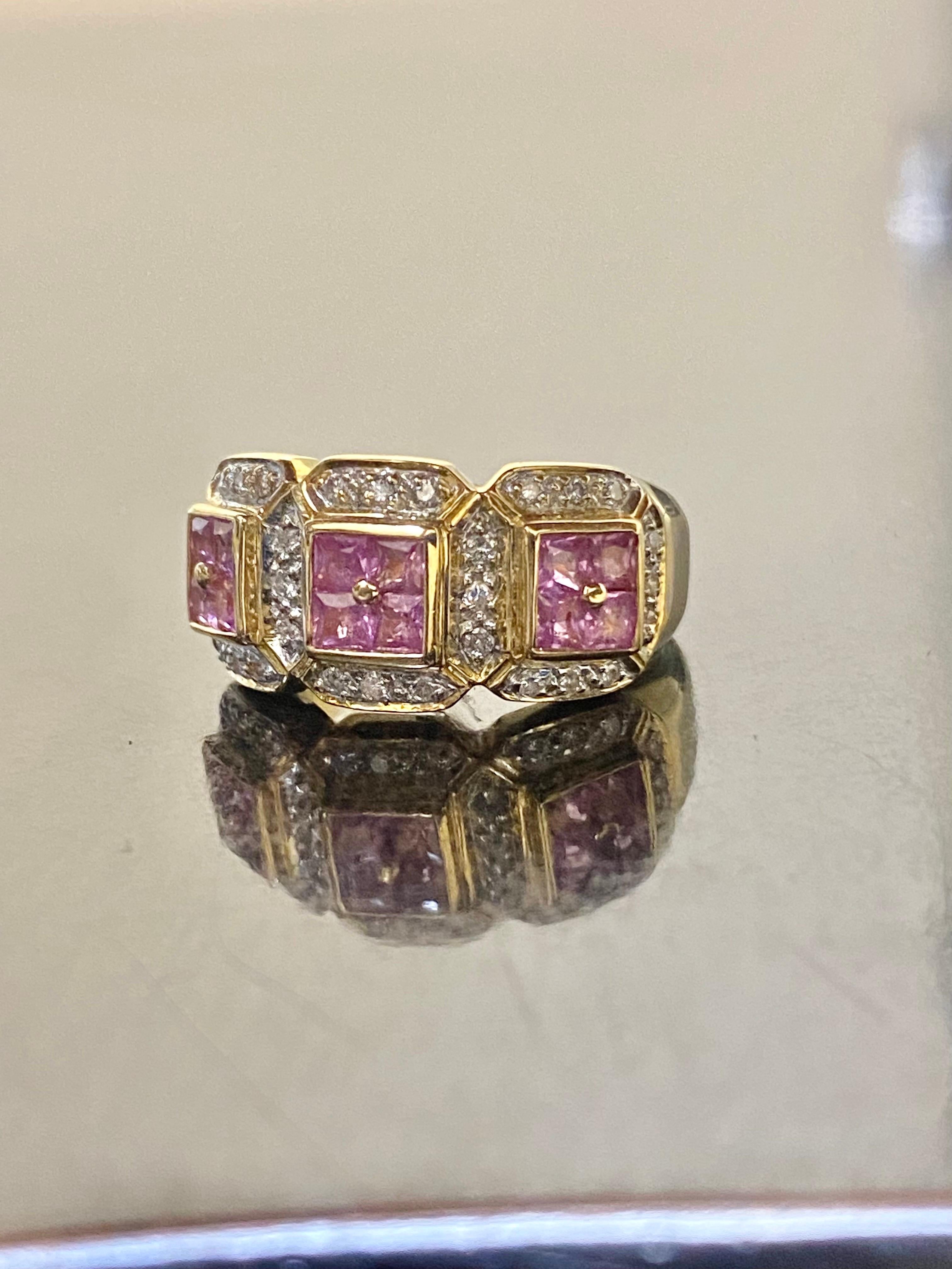 Bellarri 18K Yellow Gold Princess Cut Pink Sapphire Diamond Engagement Band For Sale 6