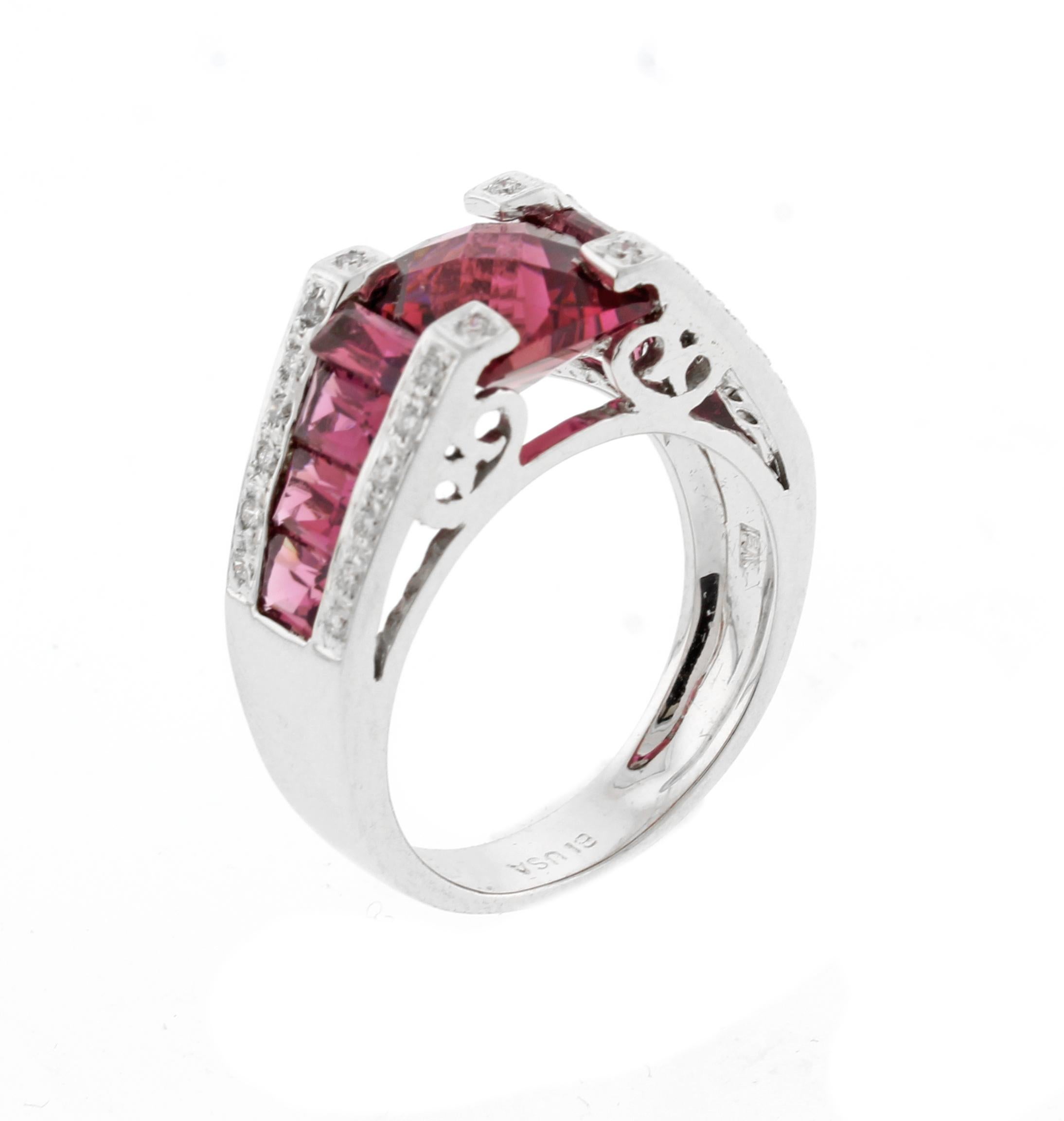Bellarri Biusa Ring mit rosa Turmalin und Diamanten im Zustand „Hervorragend“ in Bethesda, MD