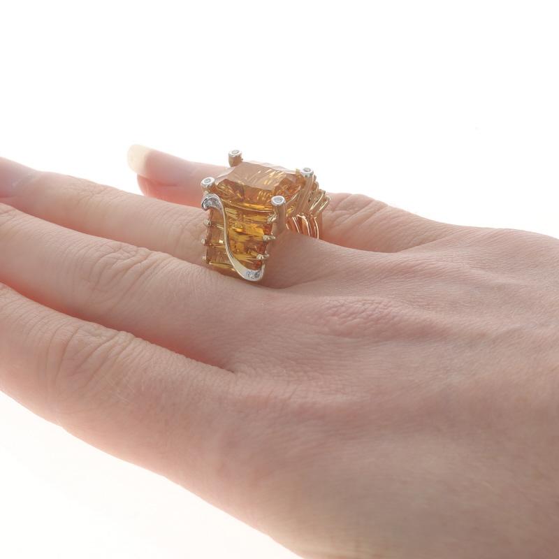 Bellarri Citrine & Diamond Ring - Yellow Gold 18k Cushion Fantasy In Excellent Condition For Sale In Greensboro, NC