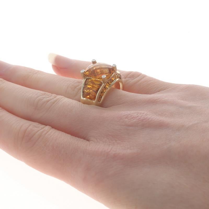 Bellarri Citrine & Diamond Ring - Yellow Gold 18k Cushion Scalloped Edge Sz 8 In Excellent Condition For Sale In Greensboro, NC