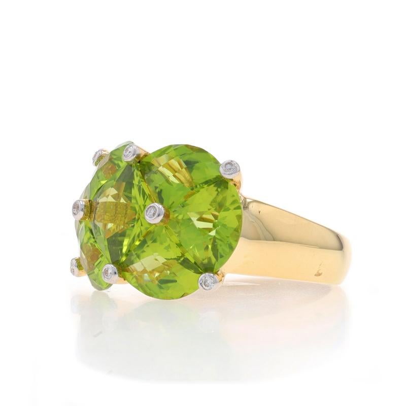 Bellarri Peridot Diamond Cluster Cocktail Ring Yellow Gold 18k SquarePie 6.84ctw In Excellent Condition For Sale In Greensboro, NC