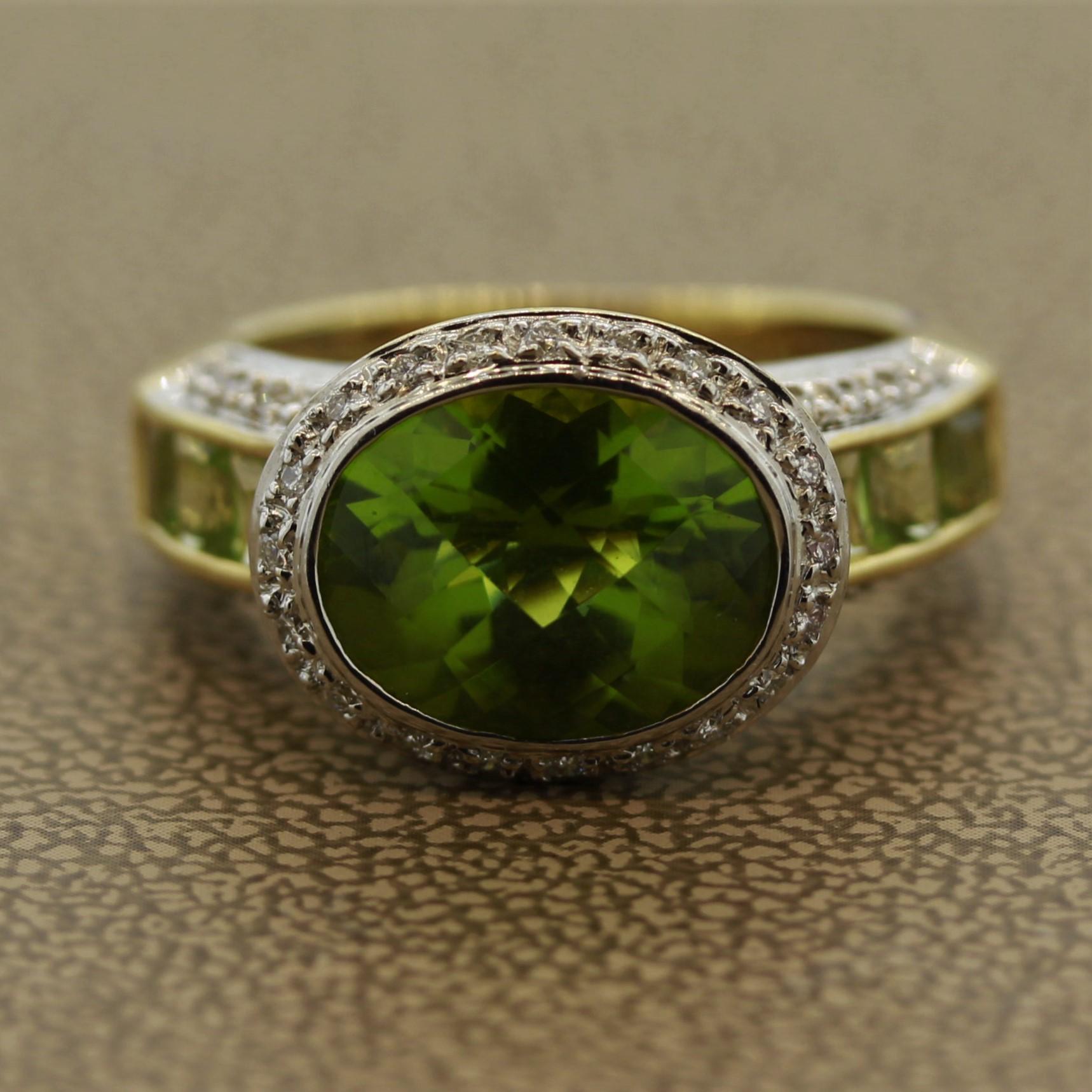 Ein italienisches Designerstück von Bellarri. Er besteht aus 5,38 Karat hellgrünem Peridot und 0,28 Karat runden Diamanten im Brillantschliff. Hergestellt aus 18k Gelbgold.

Ring Größe 7