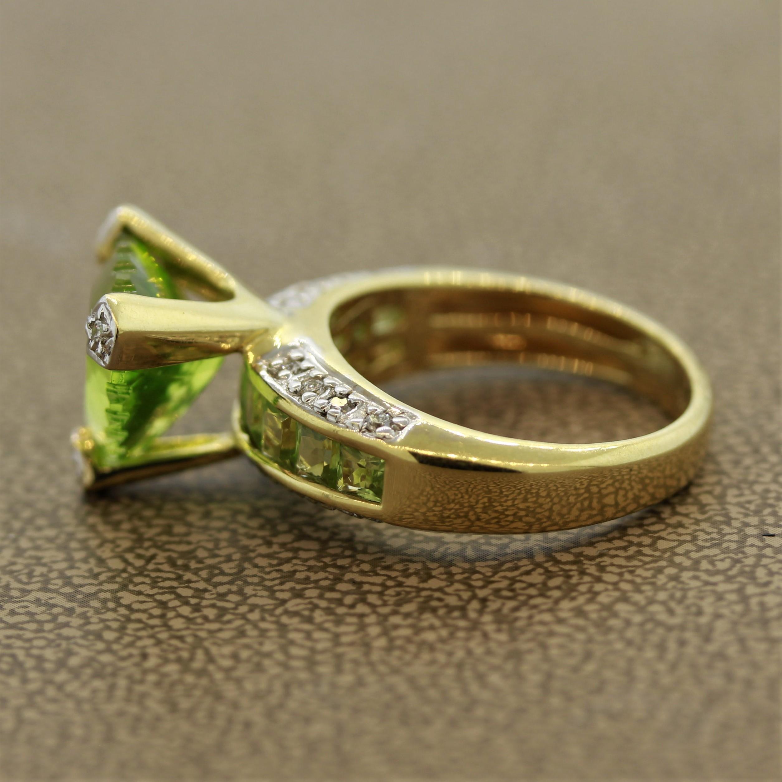 Bellarri Peridot Diamond Gold Ring In New Condition For Sale In Beverly Hills, CA