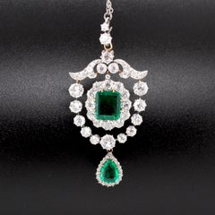Belle Epoch Gem No Oil 'SSEF' Emerald 2.10 Carat Pendant, circa 1910s