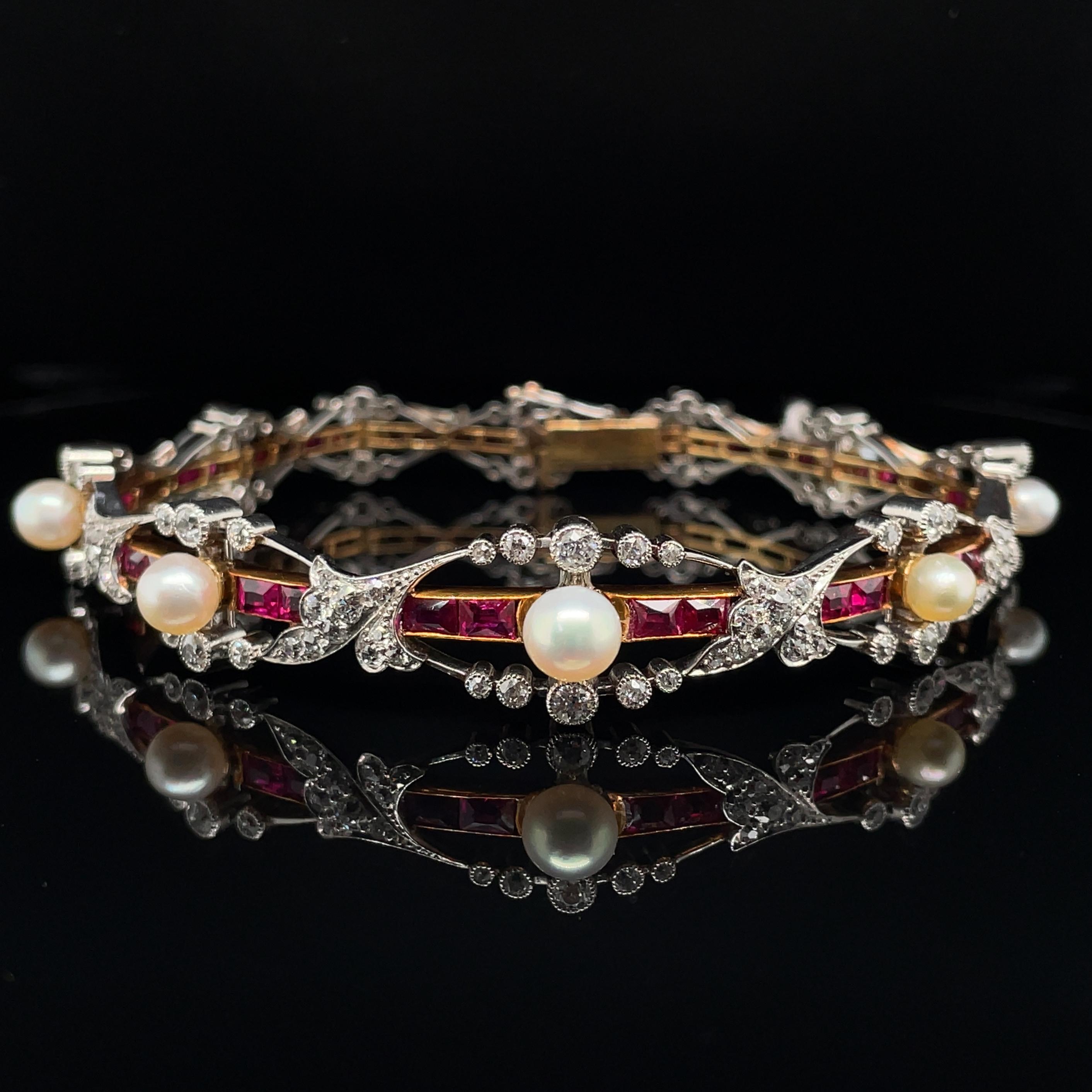Belle Epoche Naturperlen-Rubin-Diamant-Armband:: um 1910 (Baguetteschliff)