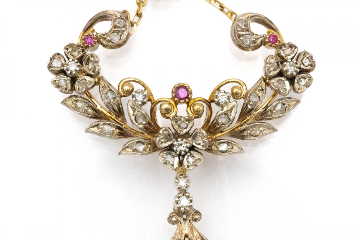 Collier ancien Belle Epoqie avec diamants et rubis. Unisexe en vente