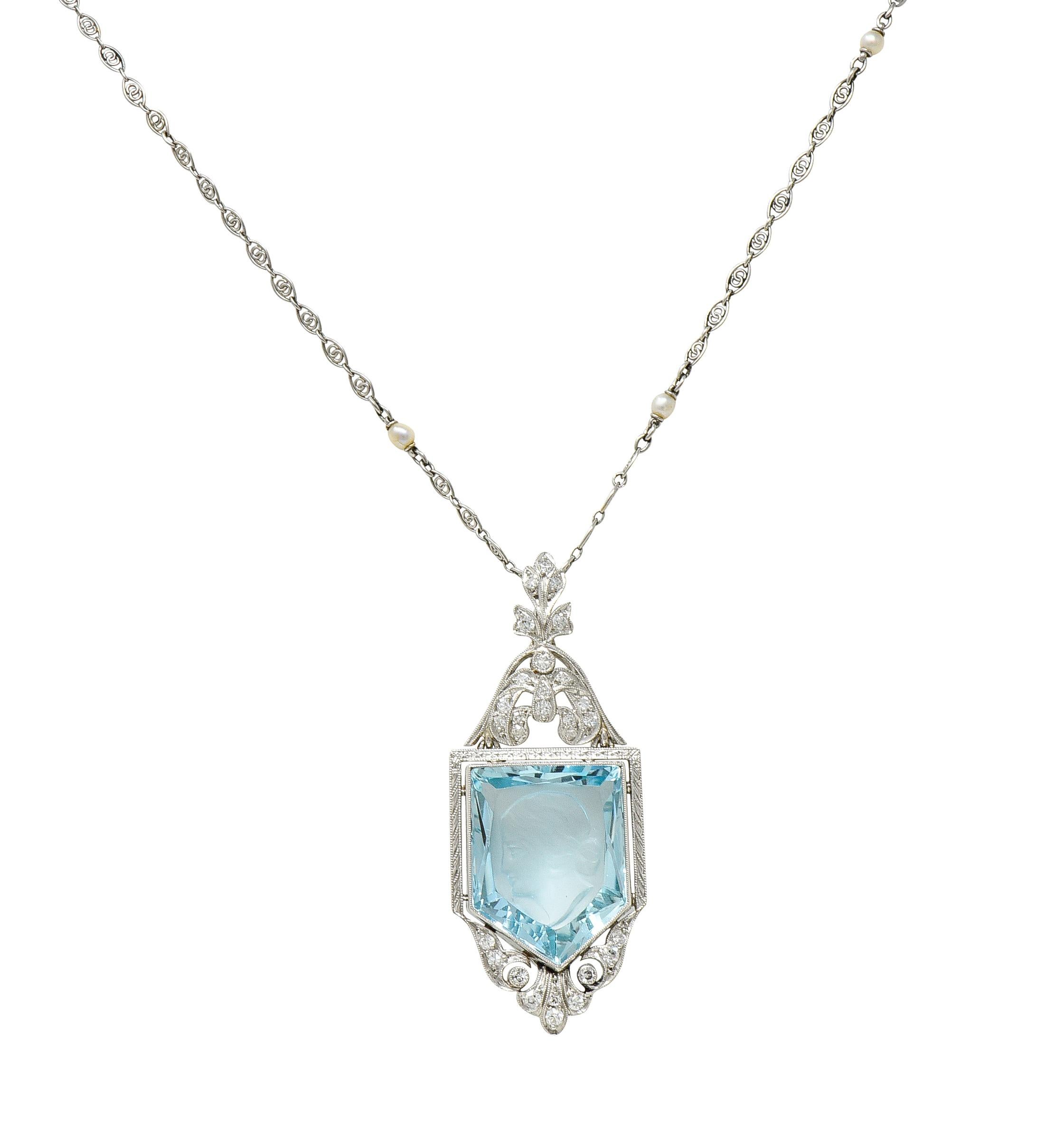 Belle Epoque 14,54 Karat Aquamarin Diamant Perle Platin Intaglio Halskette 7
