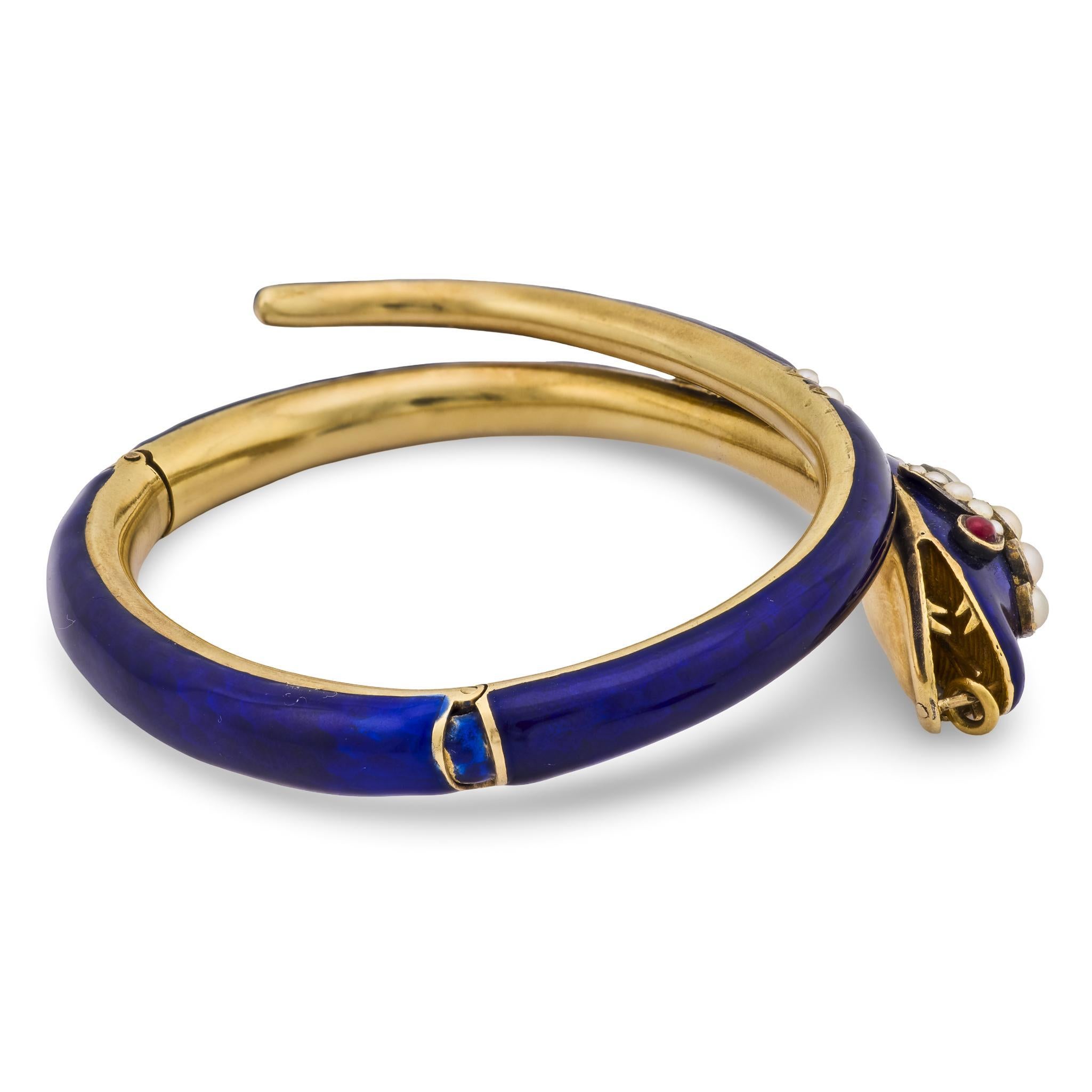 Belle Époque Belle Epoque 14k yellow gold enamel serpent bracelet For Sale
