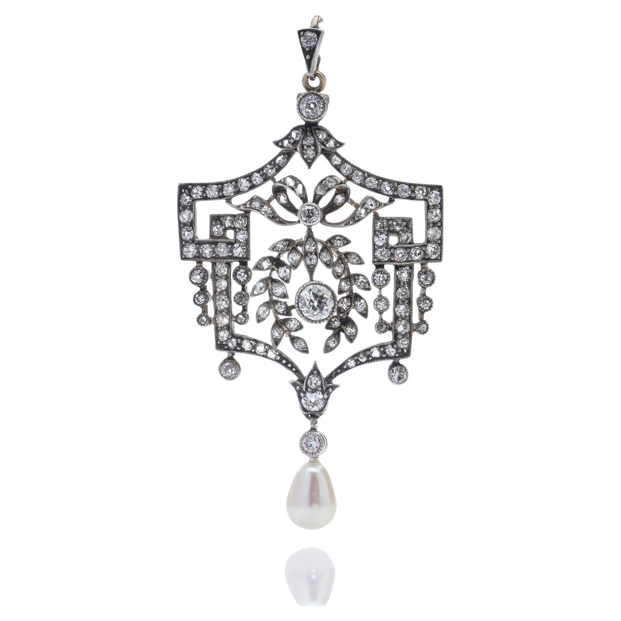 Belle Époque 18kt. Gold and Silver Pendant with Diamonds and Pearl For Sale