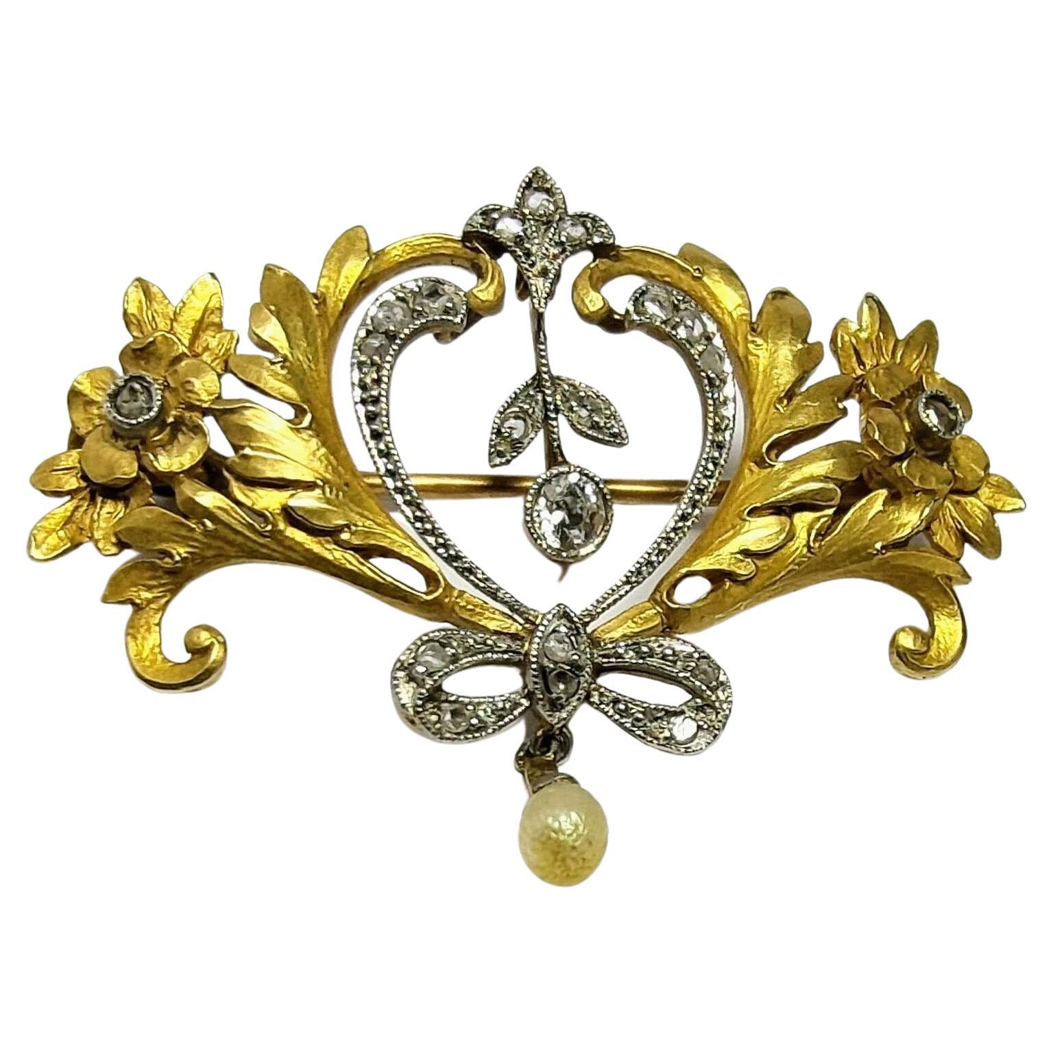 Vintage Belle Époque 1900s Brooche Diamond Natural Pearl Yellow Gold 18K and  Pt For Sale