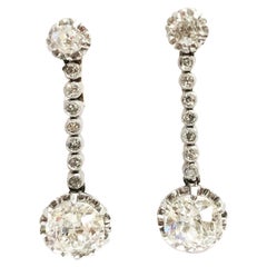 Vintage Belle Époque 1930s 2, 7 Carats Diamonds Platinum 18k Yellow Gold Dangle Earrings