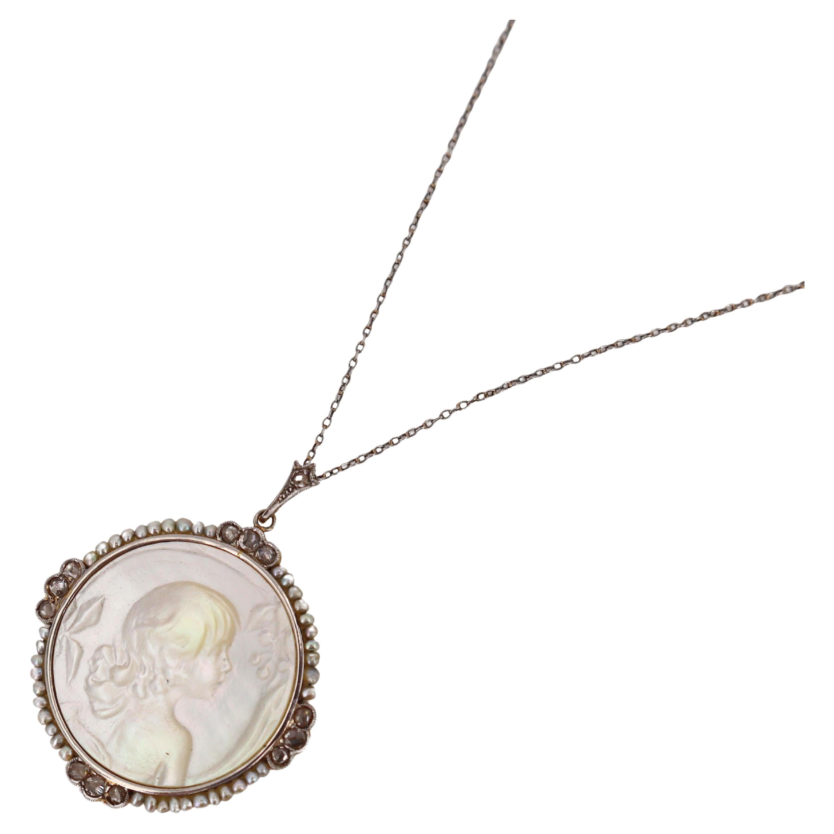 Belle Epoque 1910 Platinum Pendant with Nacre, Diamonds and Pearls
