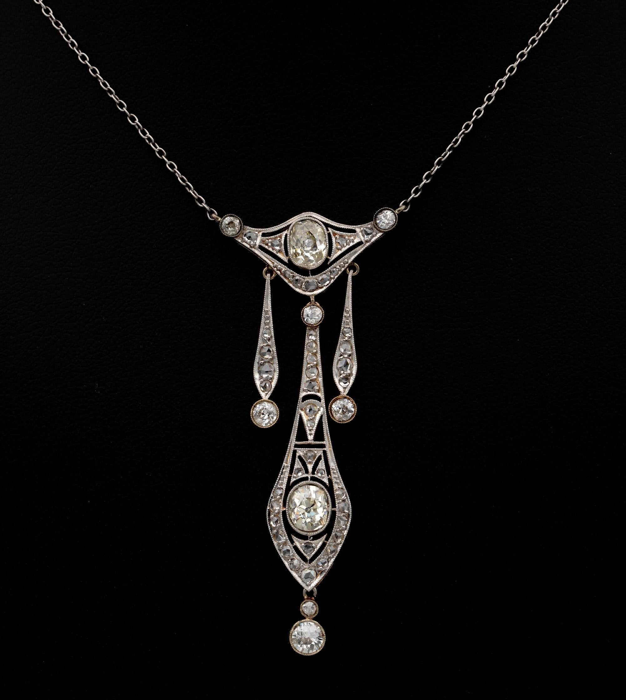 Belle Époque 2.40 Carat Diamond Platinum Negligee Necklace im Zustand „Gut“ im Angebot in Napoli, IT