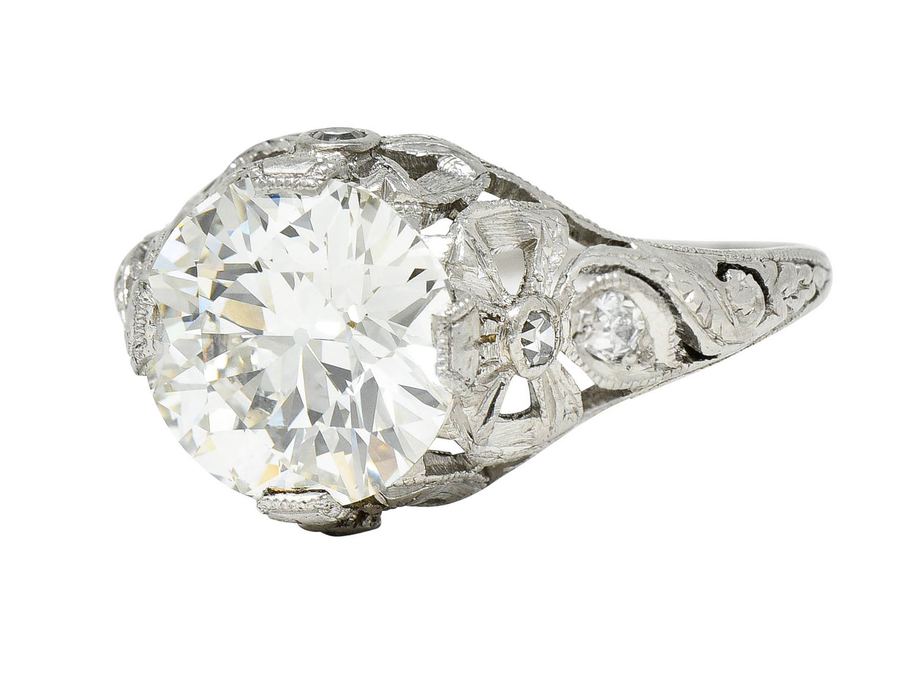 Women's or Men's Belle Epoque 2.97 Carats European Diamond Platinum Bow Antique Engagement Ring