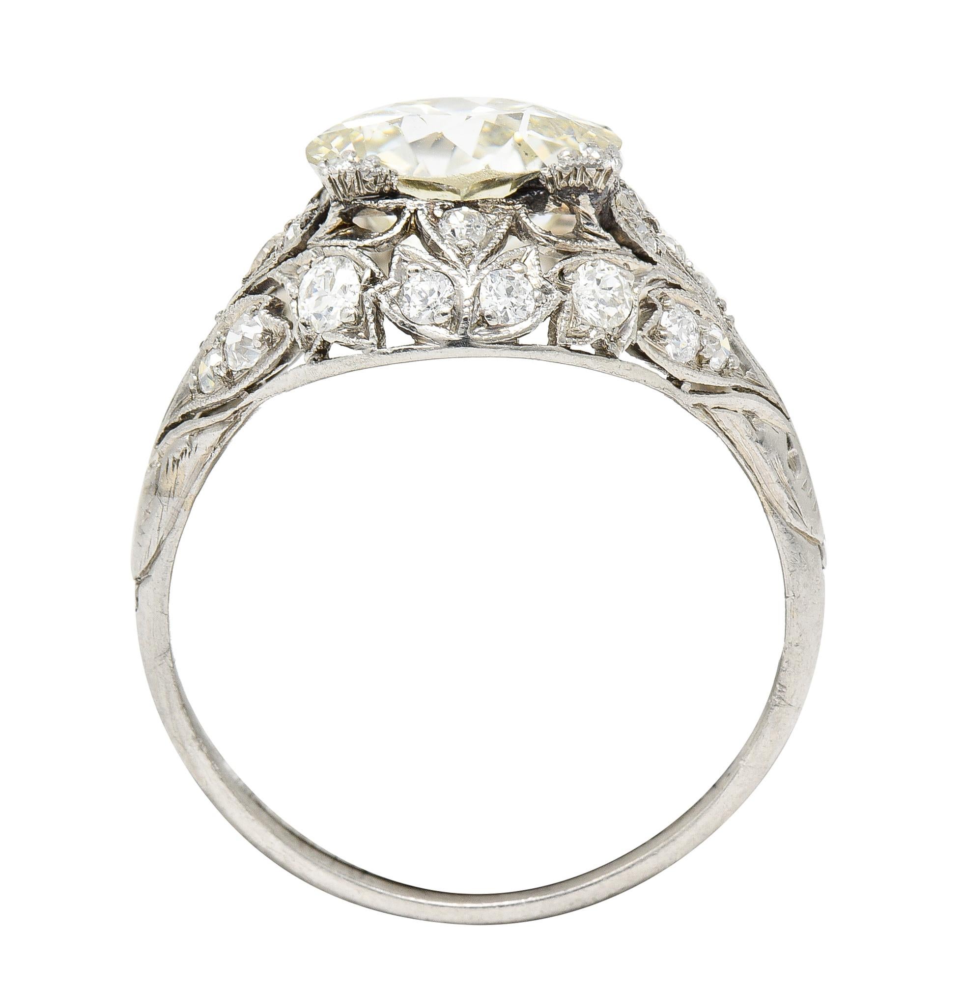 Bellé Epoqué 3.24 Carats European Diamond Platinum Ivy Antique Engagement Ring 2