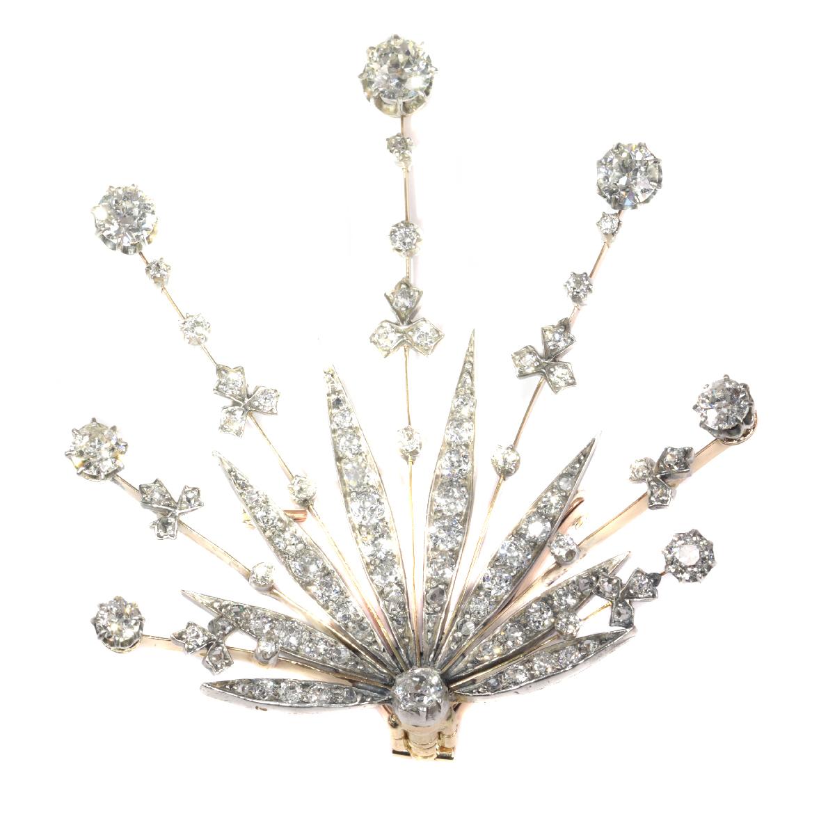 Belle Époque 6.65 Carat Diamond Tiara Also Pendant, Necklace or Brooch, 1900s 4