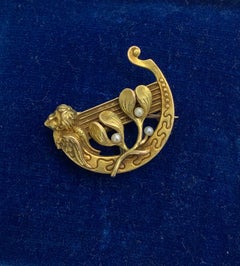 Belle Époque Angel Goddess Maiden Lyre Mistletoe Flower Brooch Pin Art Nouveau