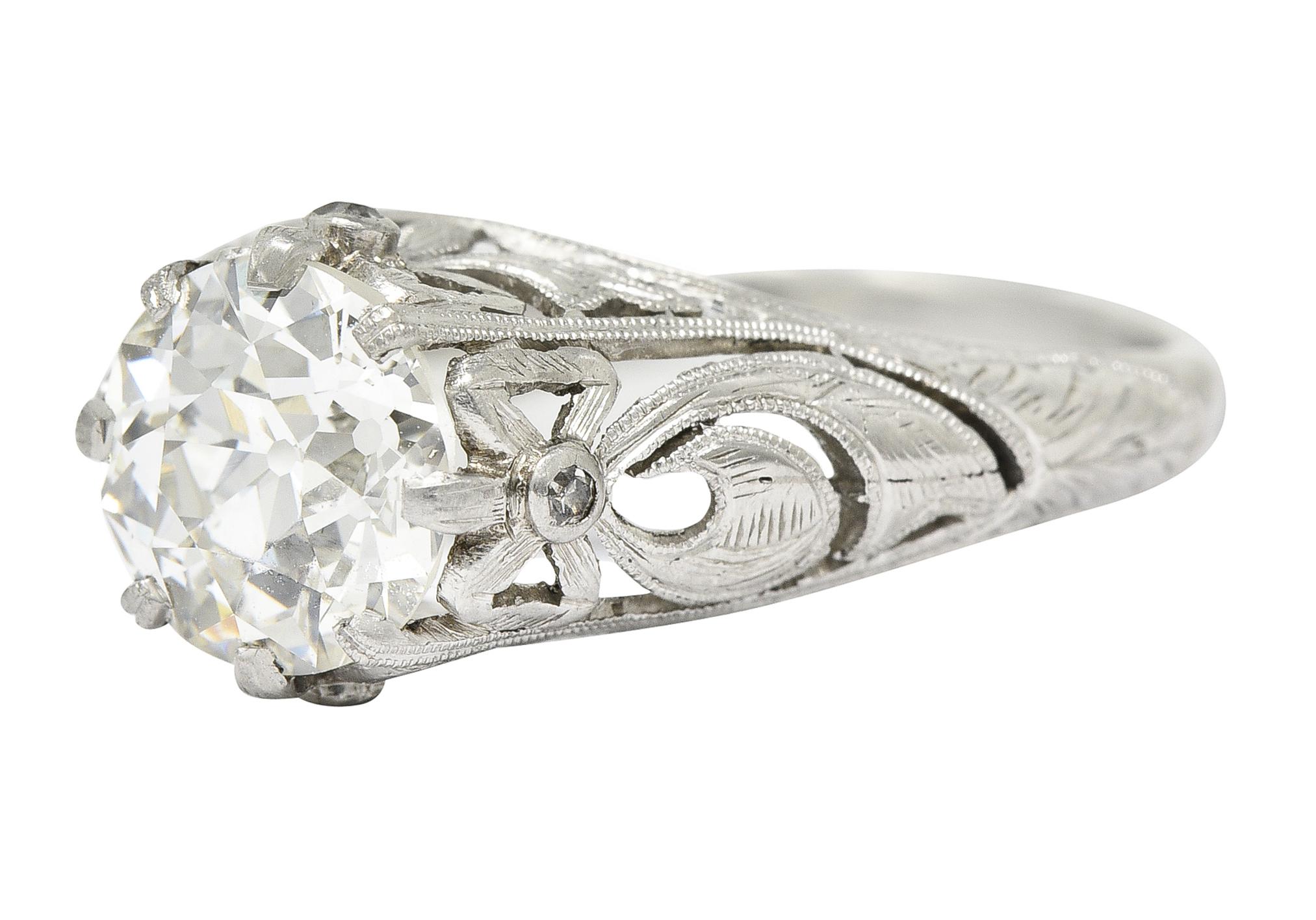 Women's or Men's Belle Époque Antique 1.88 Carats Diamond Platinum Bow Engagement Ring GIA