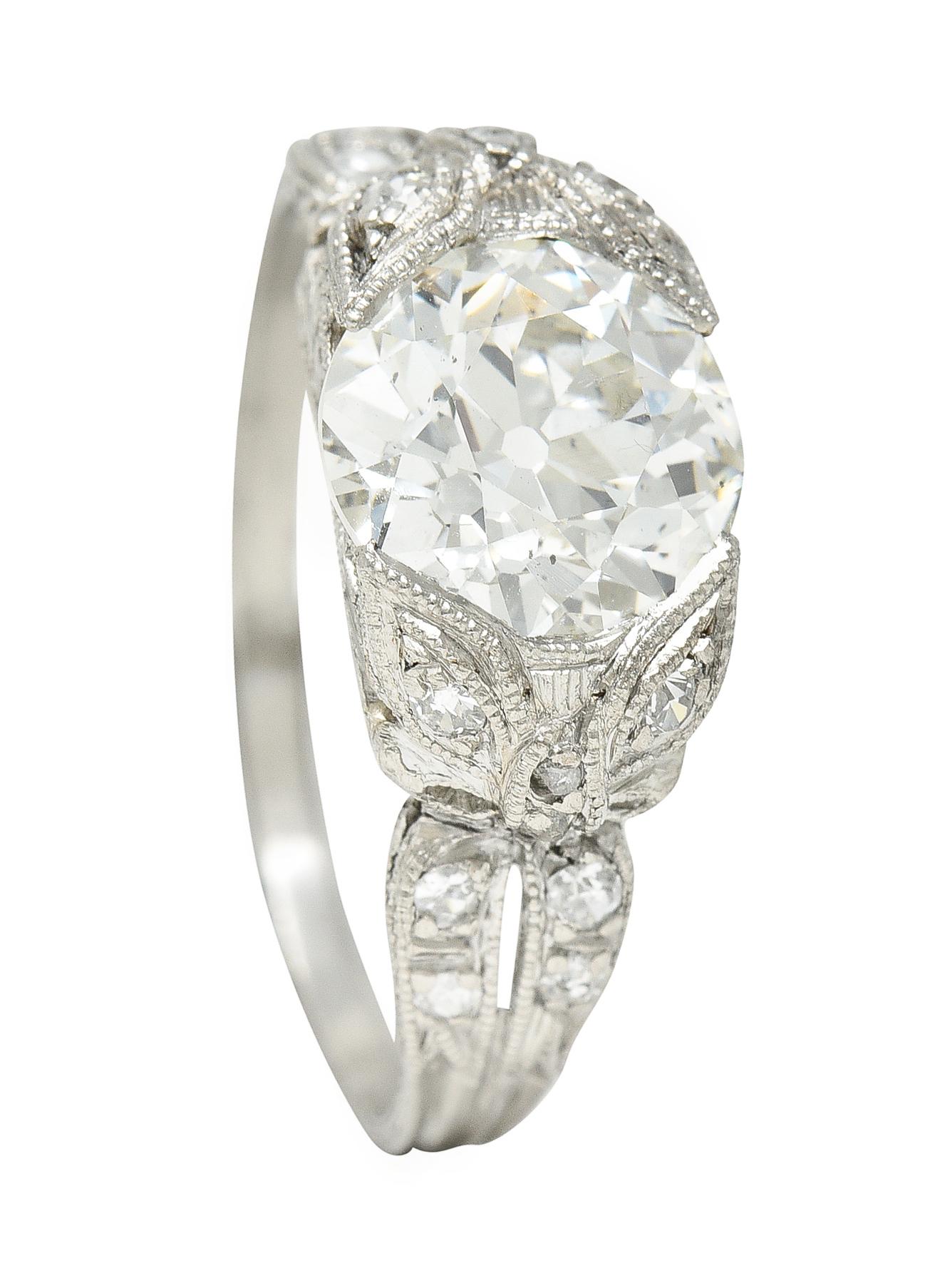 Belle Epoque Antique 2.28 Carats Old European Diamond Platinum Engagement Ring For Sale 2