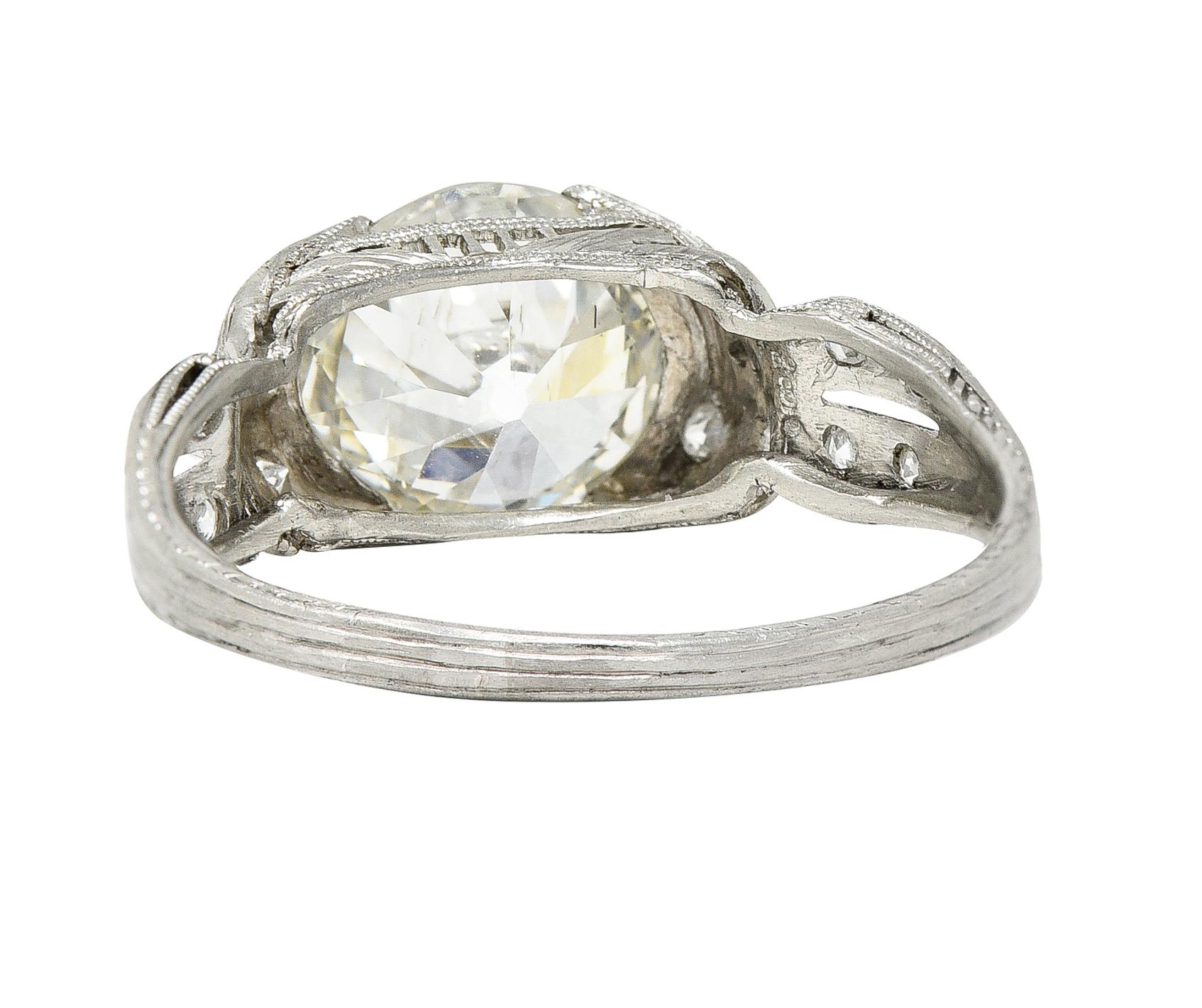 Belle Epoque Antiker 2,28 Karat alter europäischer Diamant Platin Verlobungsring (Alteuropäischer Schliff) im Angebot