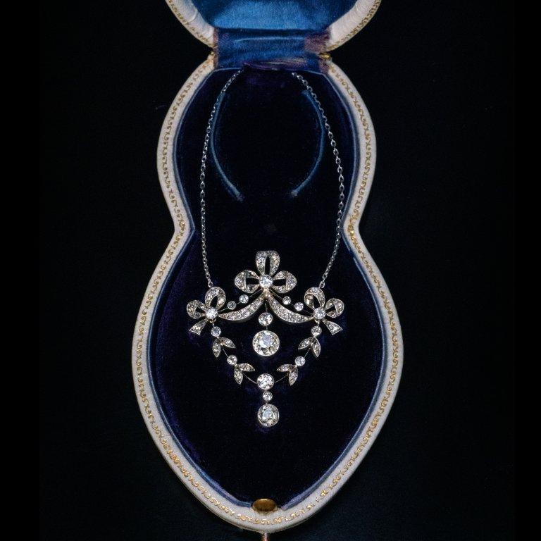 Women's Belle Epoque Antique Diamond Brooch Necklace For Sale