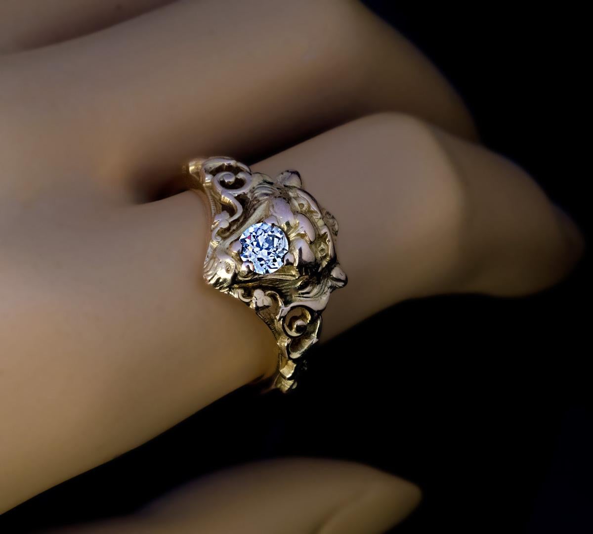 Women's or Men's Belle Époque Antique Diamond Gold Lion Ring