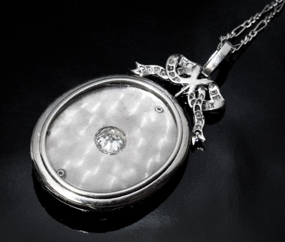 Women's Belle Époque Antique Diamond Platinum Locket Necklace For Sale
