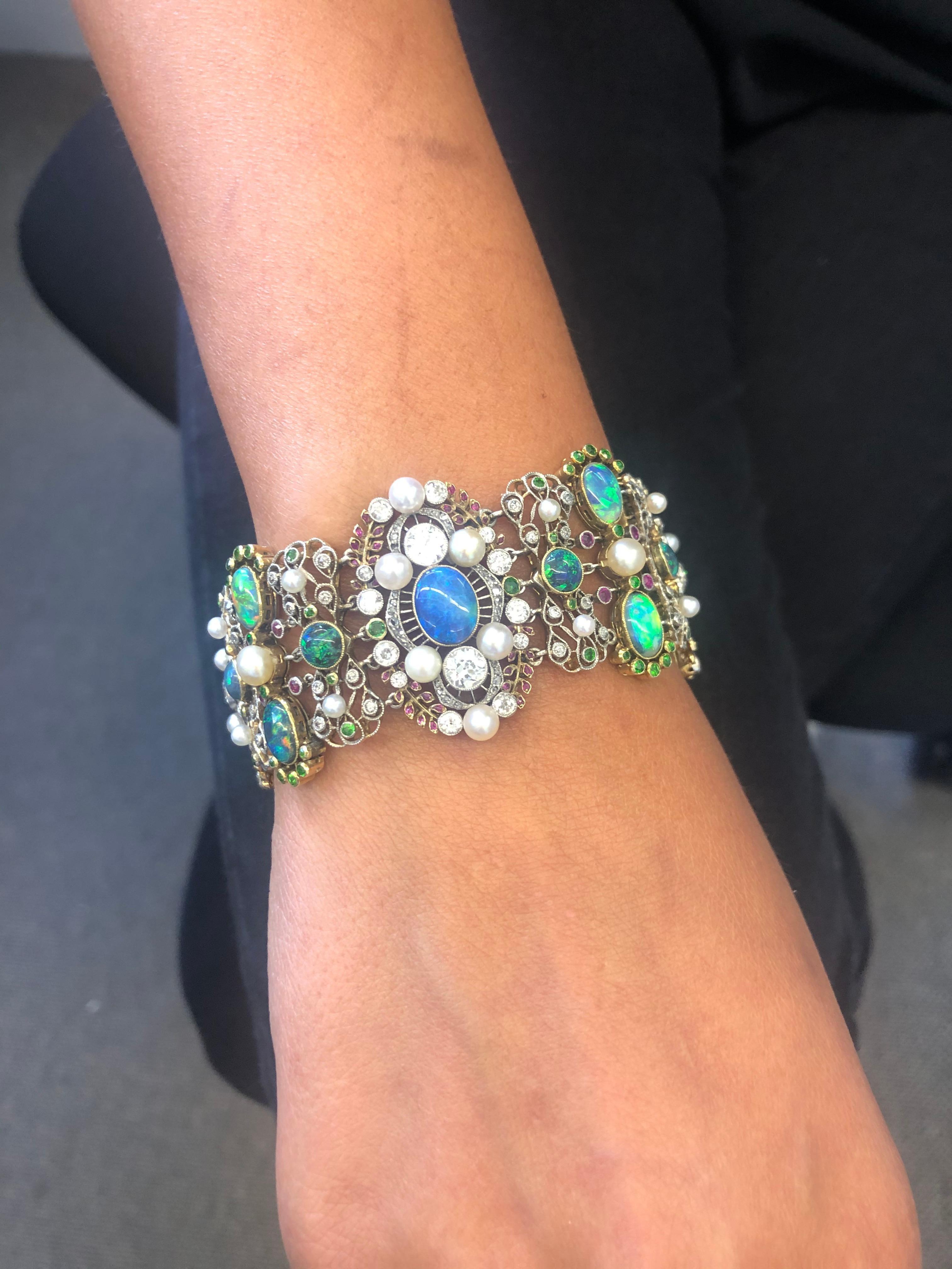 Belle Époque/Art Nouveau Bracelet with Opals, Pearls and Diamonds by Rothmuller For Sale 5